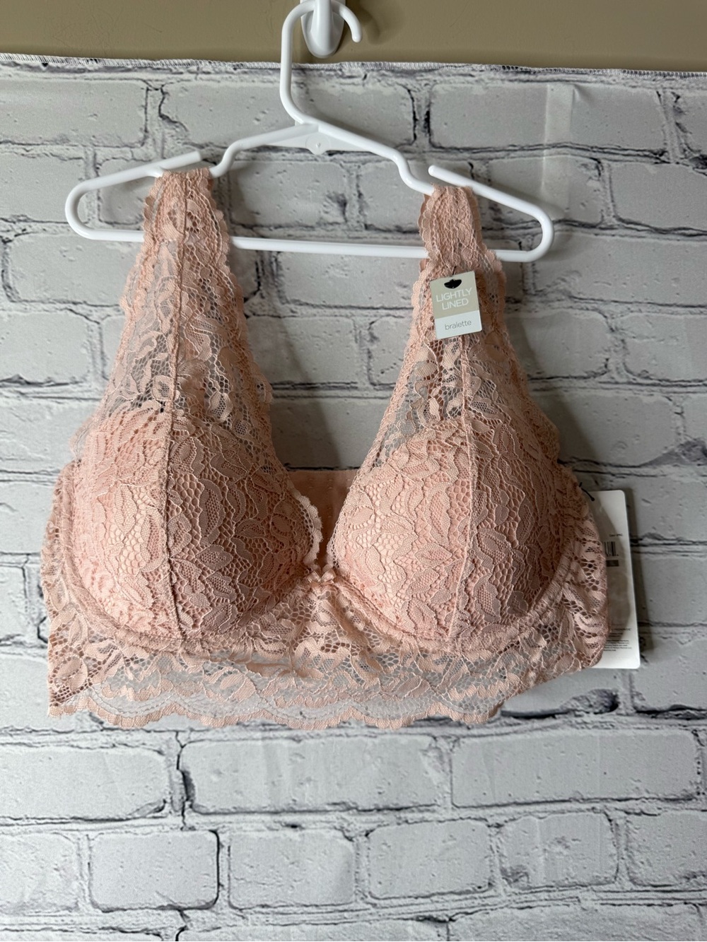 NWT Marilyn Monroe Lace Bralette in Blush Pink size 36c